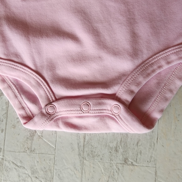 Carter's pink bodysuits with butterflies (set of 2) Size 3 mo - Picture 4 of 13